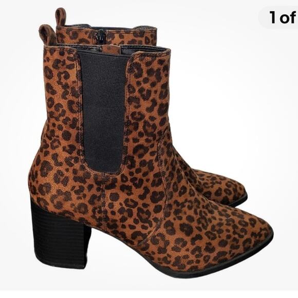EXPRESS Leopard Print Chelsea Bootie shoes brown tan block heels - Picture 3 of 5